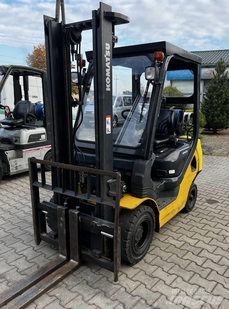 Komatsu FG15HT-21 Газовые погрузчики
