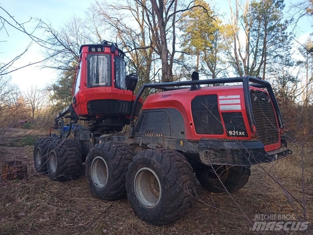 Komatsu 931 XC Харвестеры