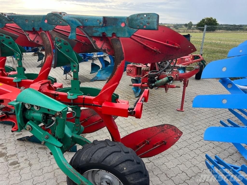 Kverneland 2500S Оборотные плуги