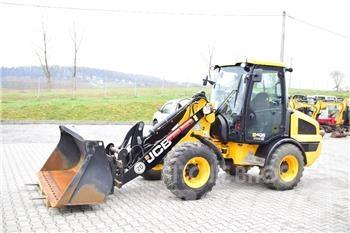 JCB 406 Toolmaster Фронтальные погрузчики