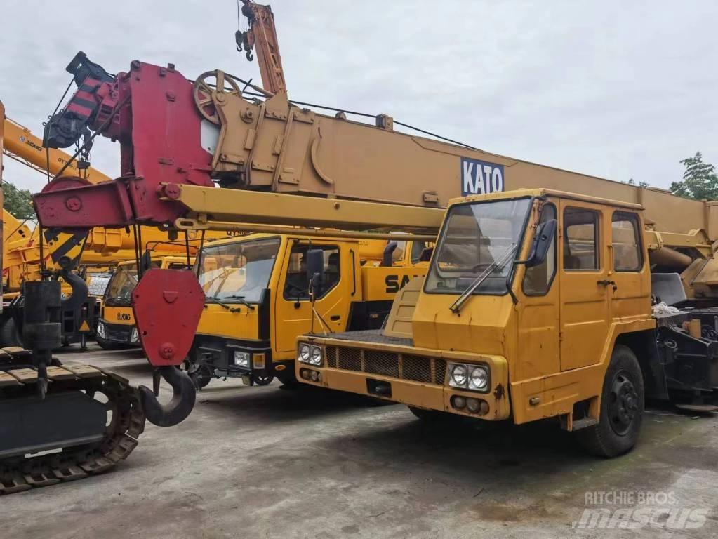 Kato 2500 KVA Автокраны