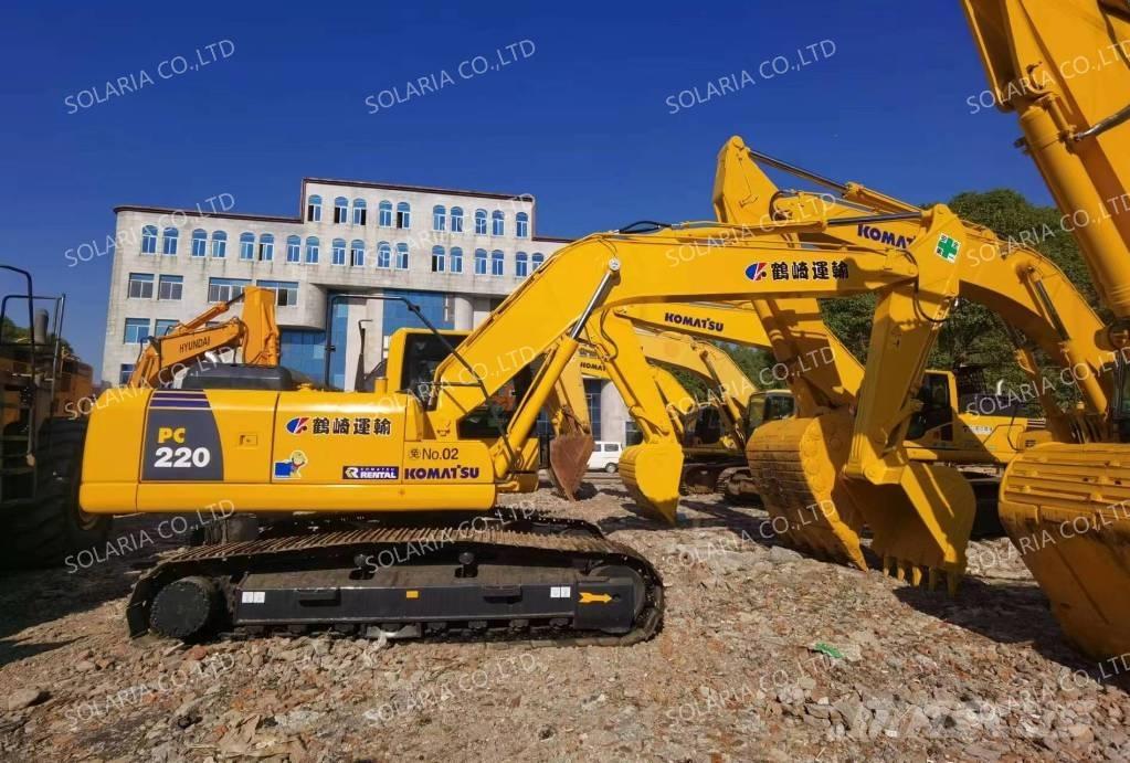 Komatsu PC 220-8 Гусеничные экскаваторы