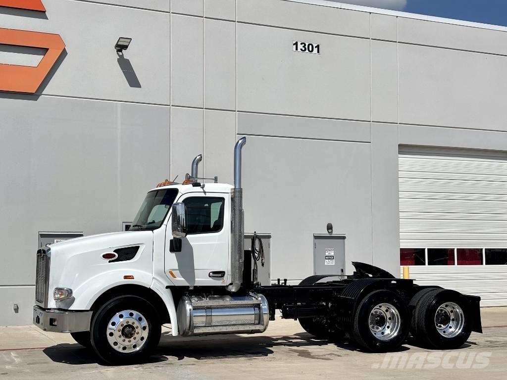 Peterbilt 567 Седельные тягачи