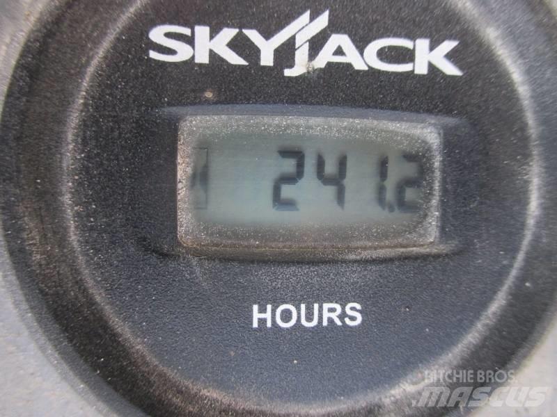 SkyJack SJ III 3219 Ножничные подъемники