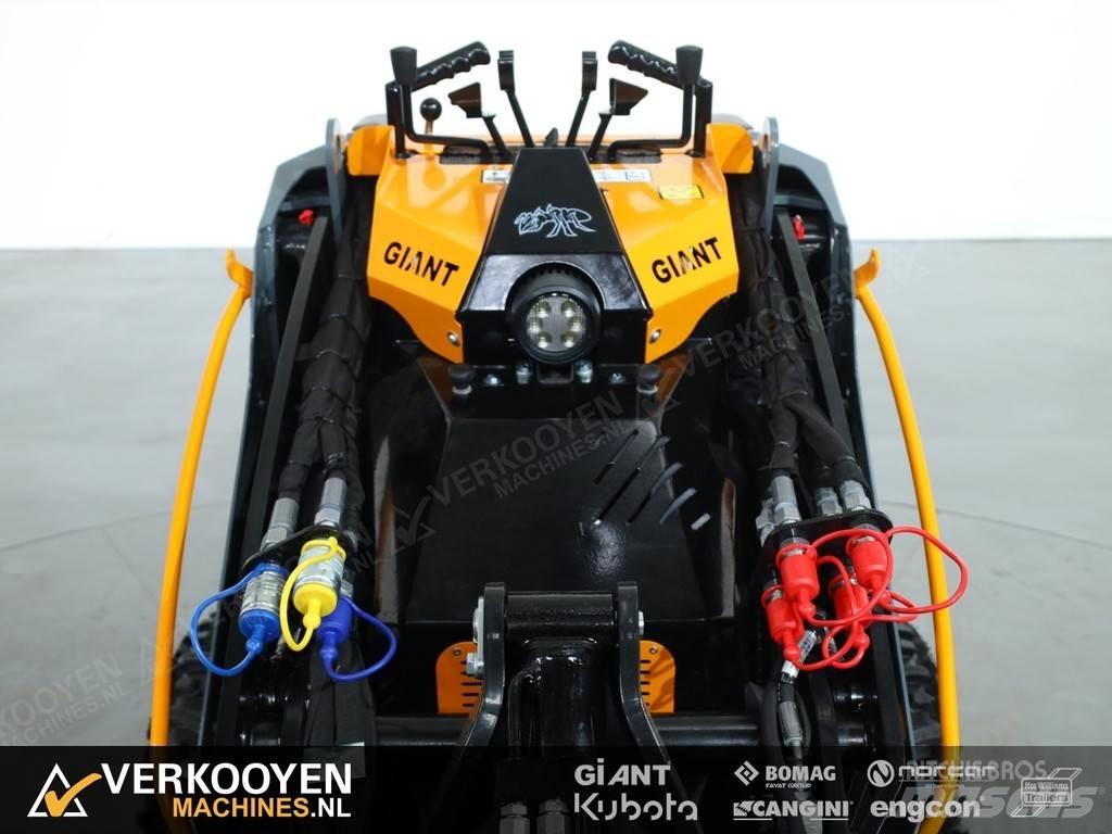 GiANT GS900 Фронтальные погрузчики