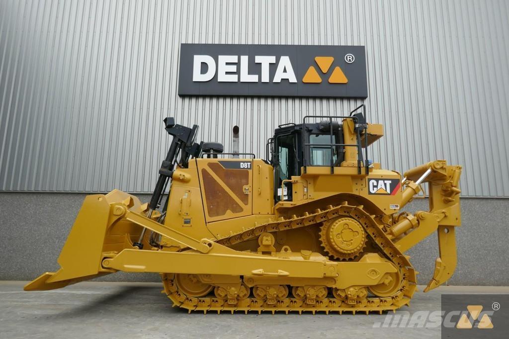 CAT D8T Гусеничные бульдозеры