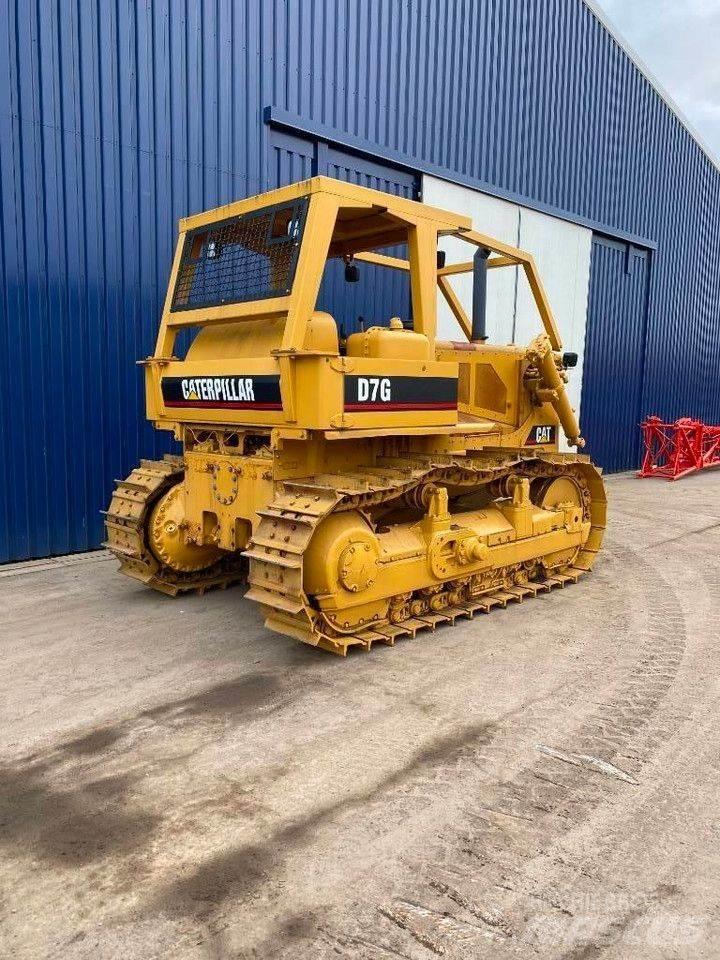 CAT D 7 G Гусеничные бульдозеры
