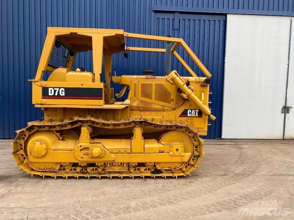 CAT D 7 G Гусеничные бульдозеры