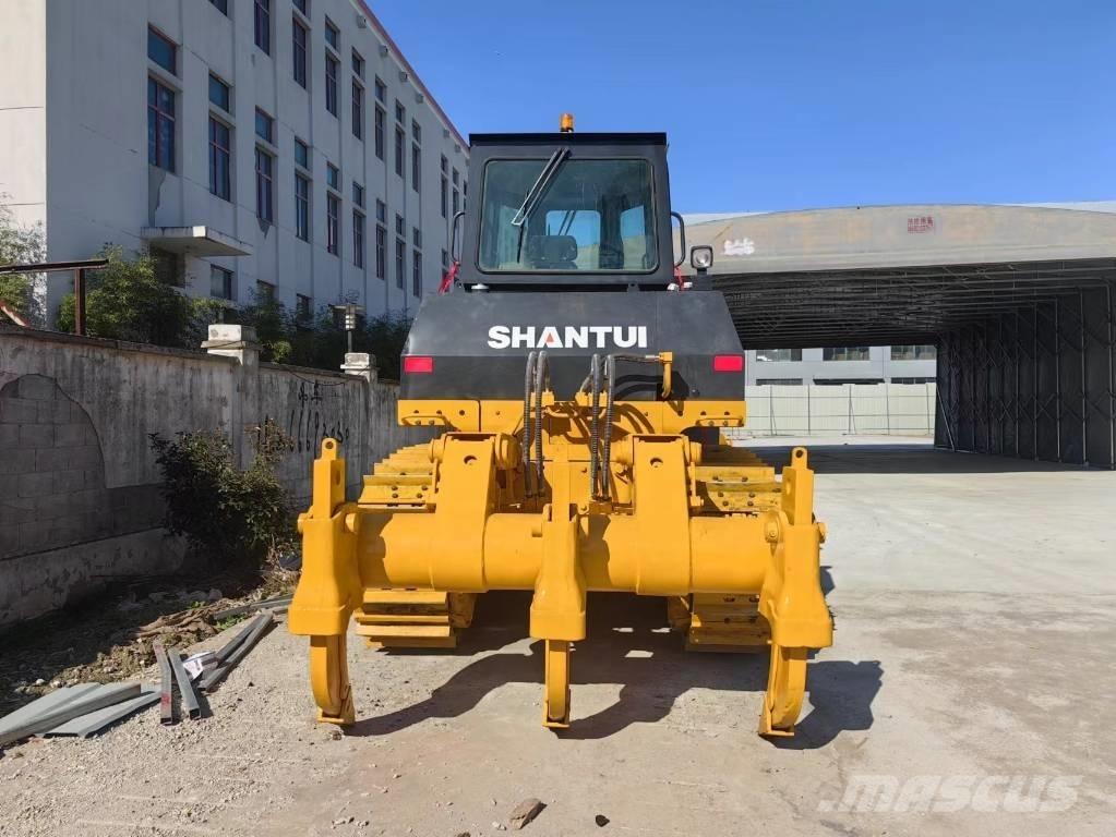 Shantui SD22 Гусеничные бульдозеры