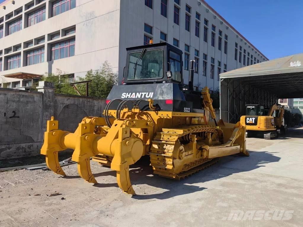 Shantui SD22 Гусеничные бульдозеры