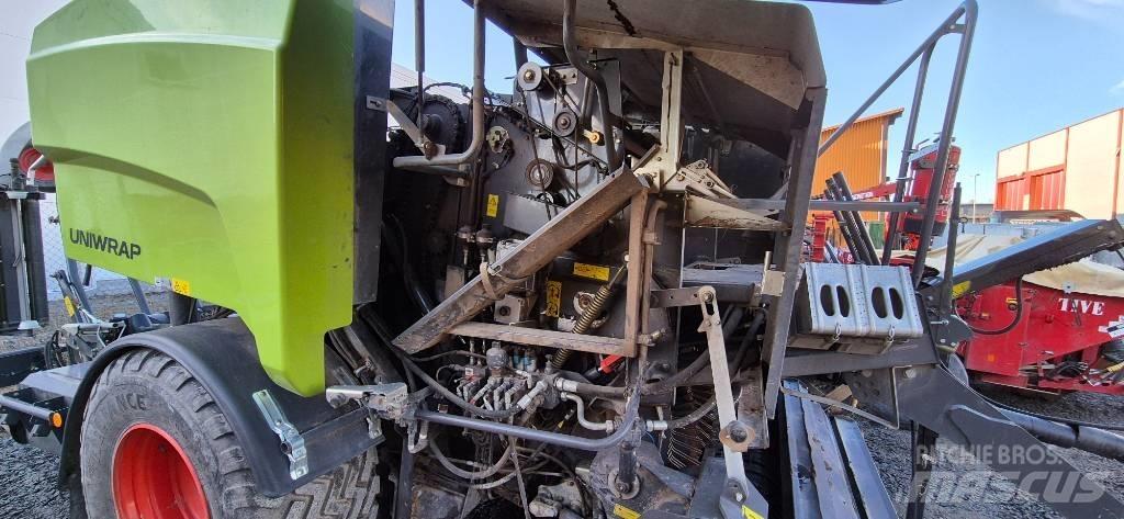CLAAS 455 Uniwrap Рулонные пресс-подборщики