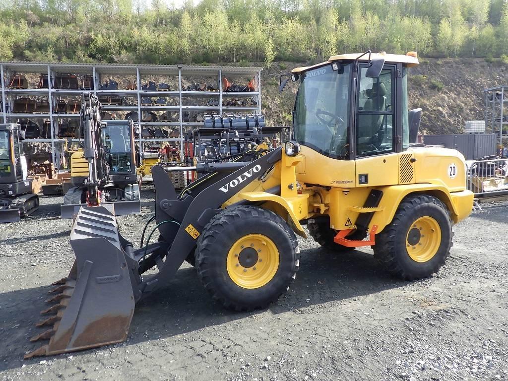 Volvo L 35 G Фронтальные погрузчики