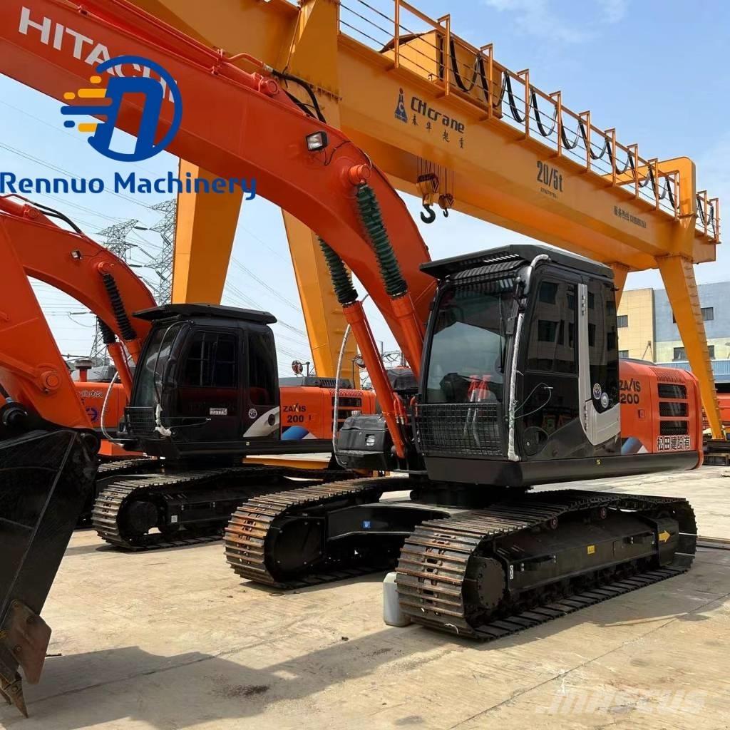 Hitachi ZX 200 Гусеничные экскаваторы
