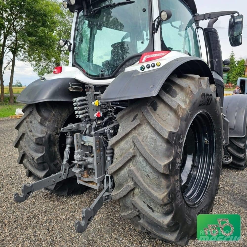 Valtra N174 Трактора