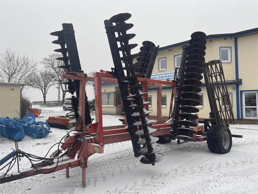 Bugnot X-Form 6,2m Дисковые бороны