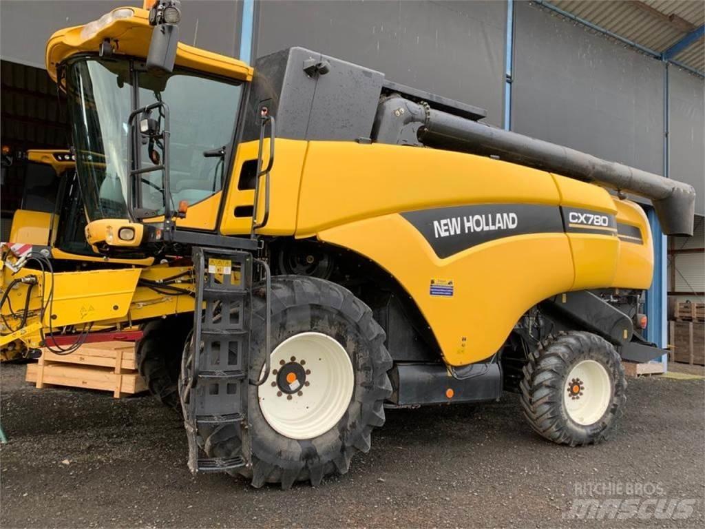 New Holland CX780 Зерноуборочные комбайны