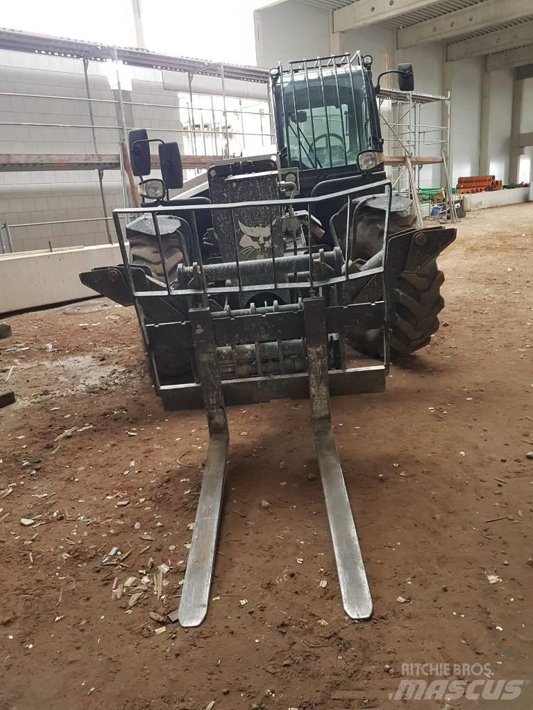 Bobcat T 36120 SL Телескопические погрузчики