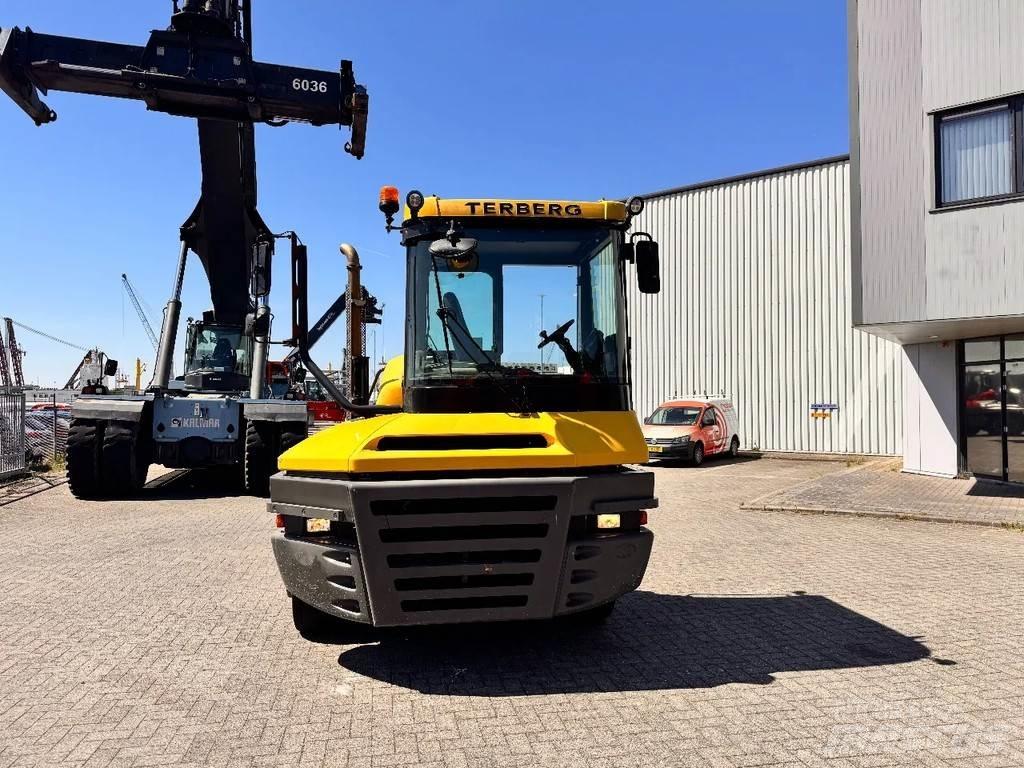 Terberg RT 223 Терминальные тягачи
