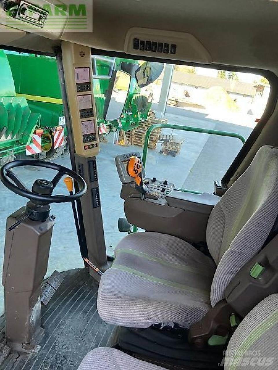 John Deere t560hm Зерноуборочные комбайны