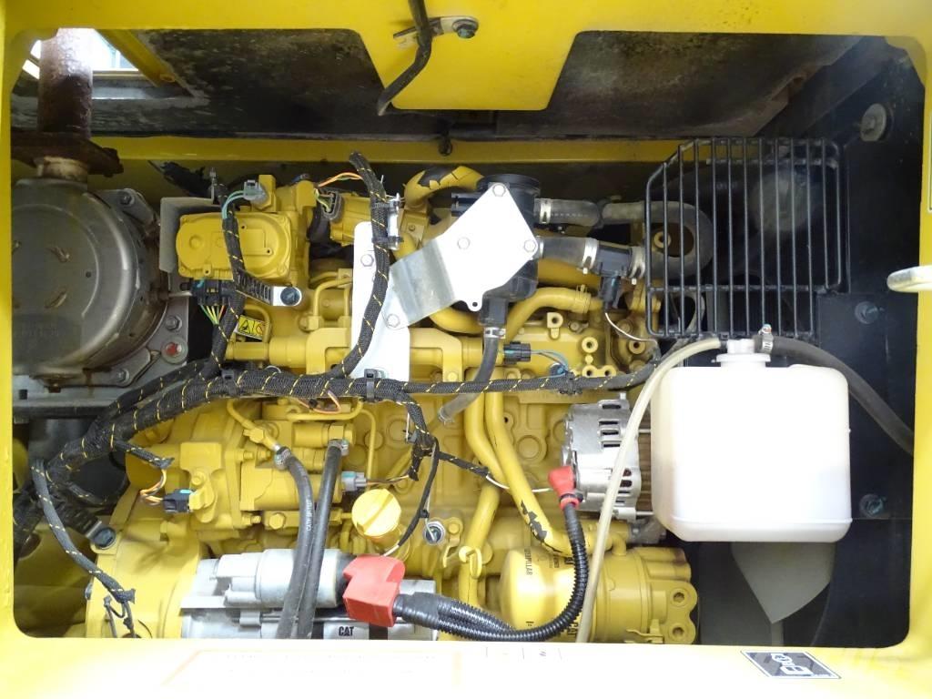 CAT 310 Гусеничные экскаваторы