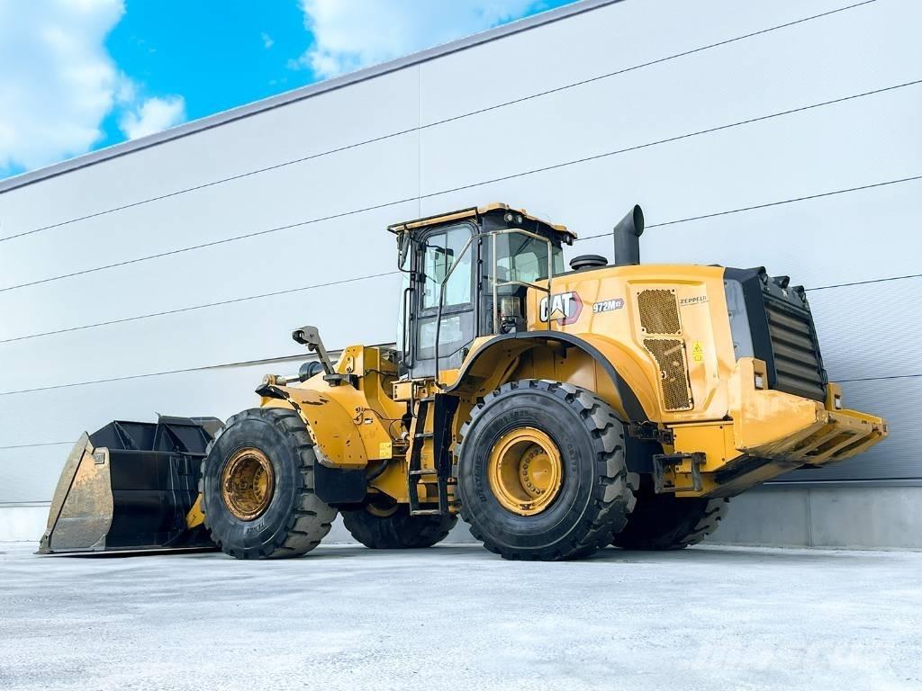 CAT 972M Фронтальные погрузчики