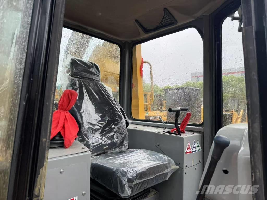CAT D 7 G Гусеничные бульдозеры