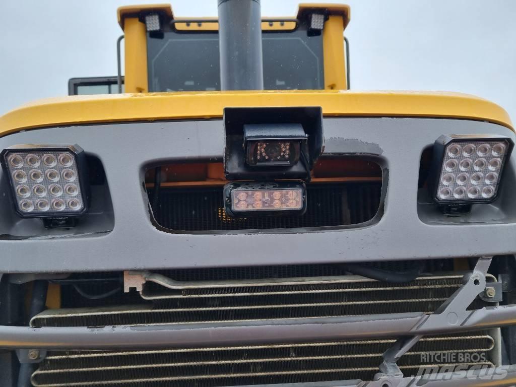 Volvo L 70 F Фронтальные погрузчики