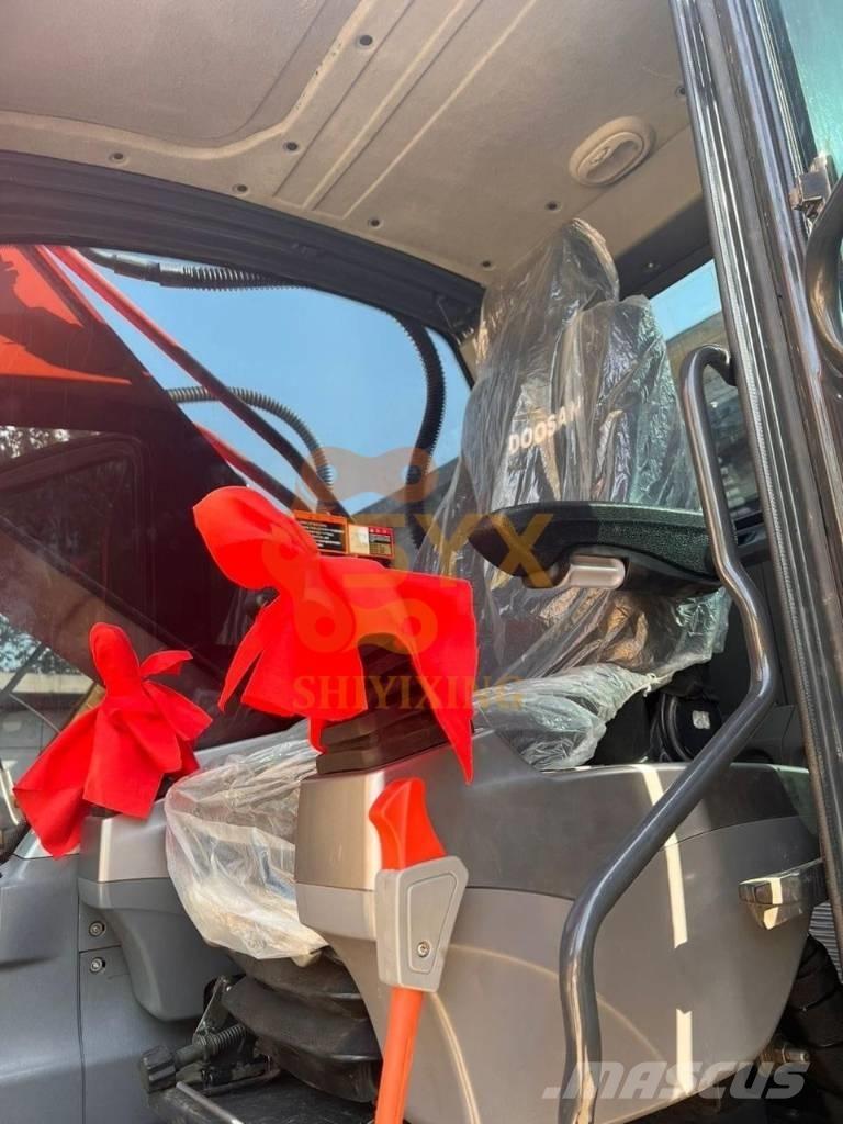 Doosan DX 300LC-9C Гусеничные экскаваторы