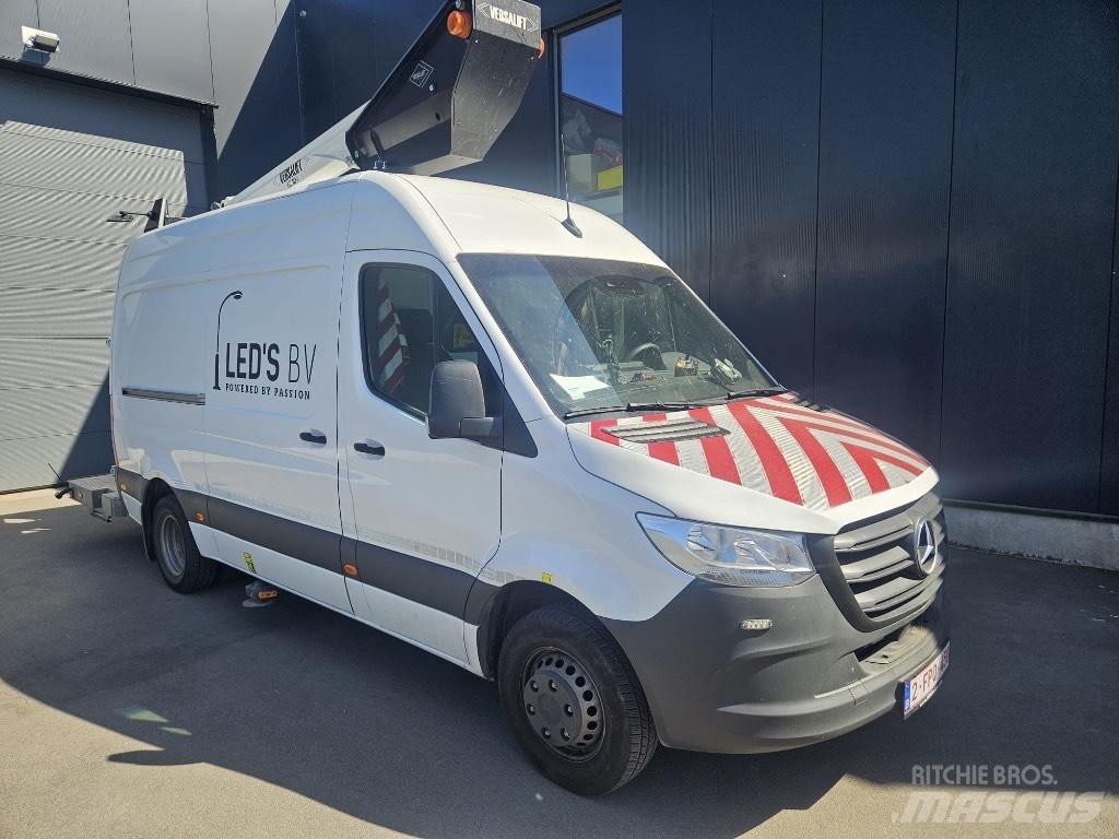 VERSALIFT VT 145 F Автовышки