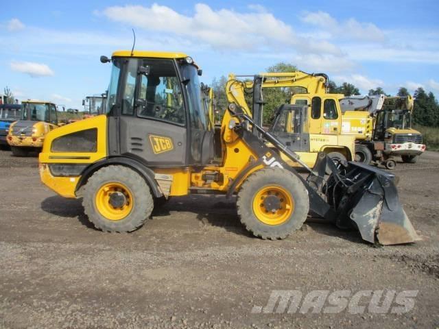 JCB 407 Фронтальные погрузчики