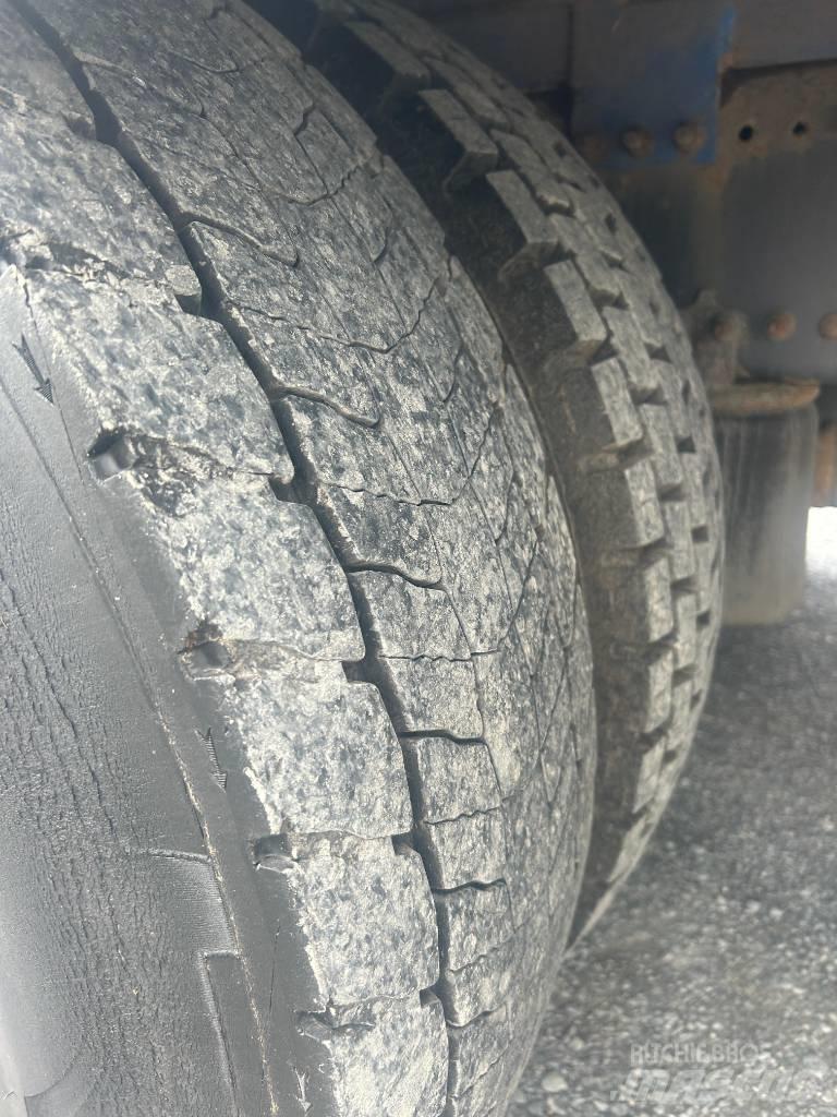 Volvo FM 11 330 Шасси с кабиной