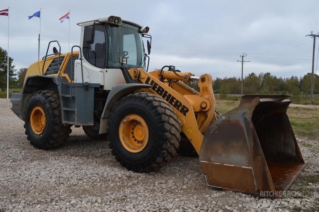 Liebherr 556 2plus2 Универсальные фронтальные погрузчики