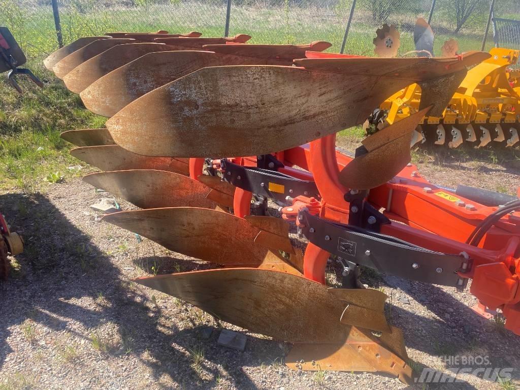 Kubota RM 300 SV Оборотные плуги