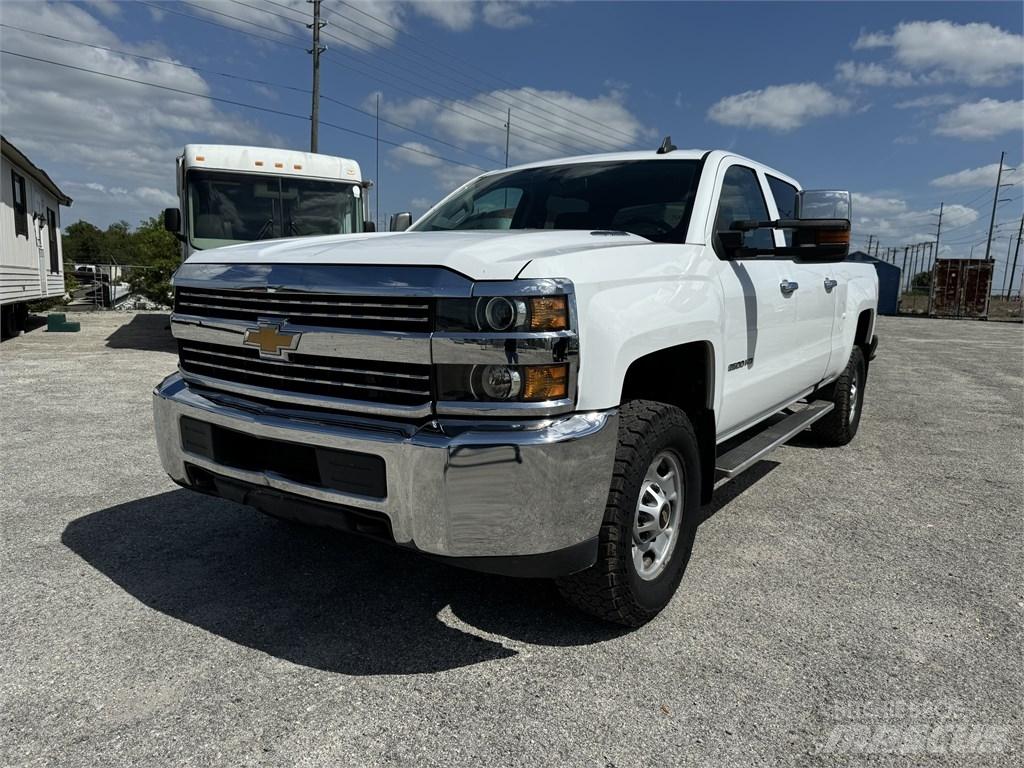 Chevrolet 2500 HD Прочие фургоны