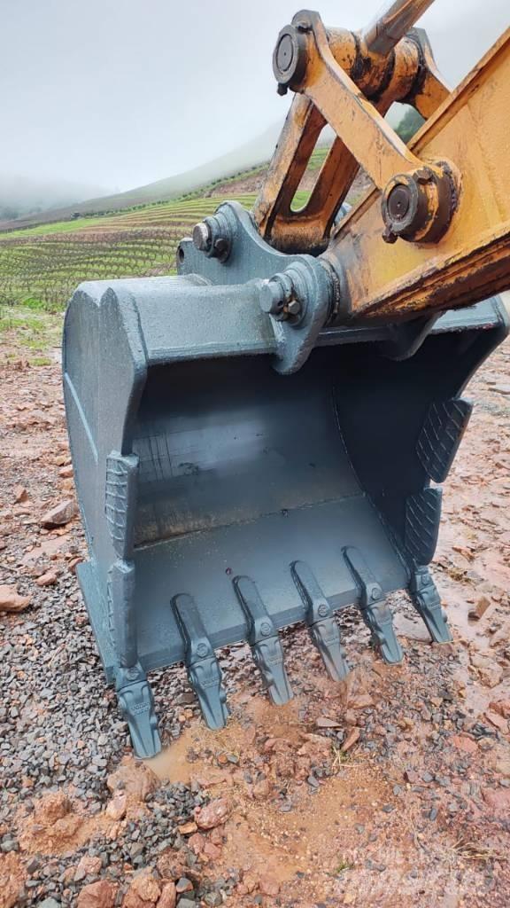 CASE CX220C Гусеничные экскаваторы