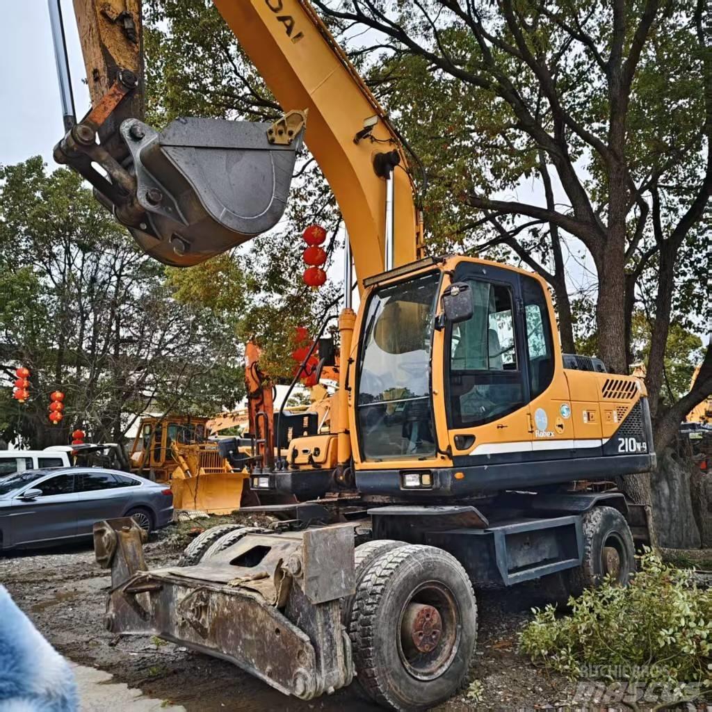 Hyundai 210w-9 Колёсные экскаваторы