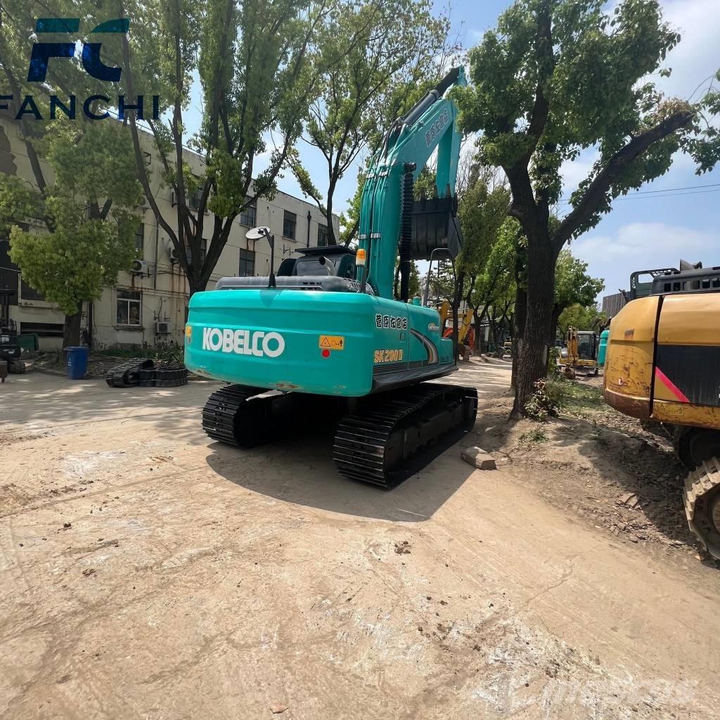 Kobelco SK 200 Гусеничные экскаваторы