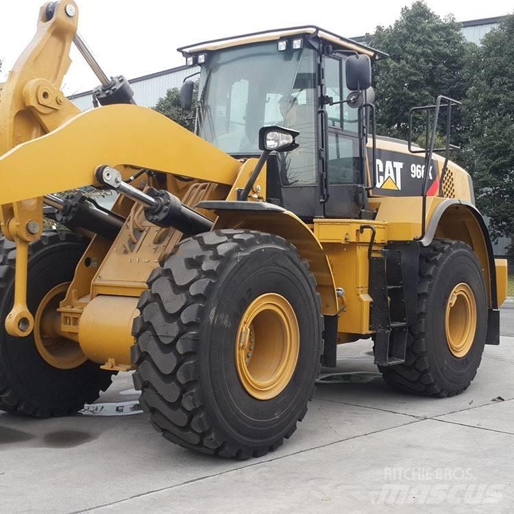 CAT 966K Фронтальные погрузчики