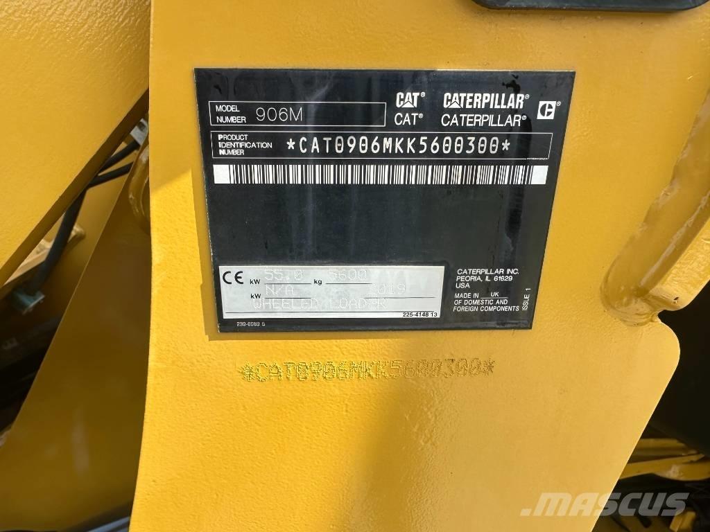 CAT 906 M Фронтальные погрузчики