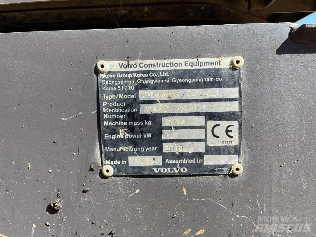 Volvo ECR 235 Гусеничные экскаваторы