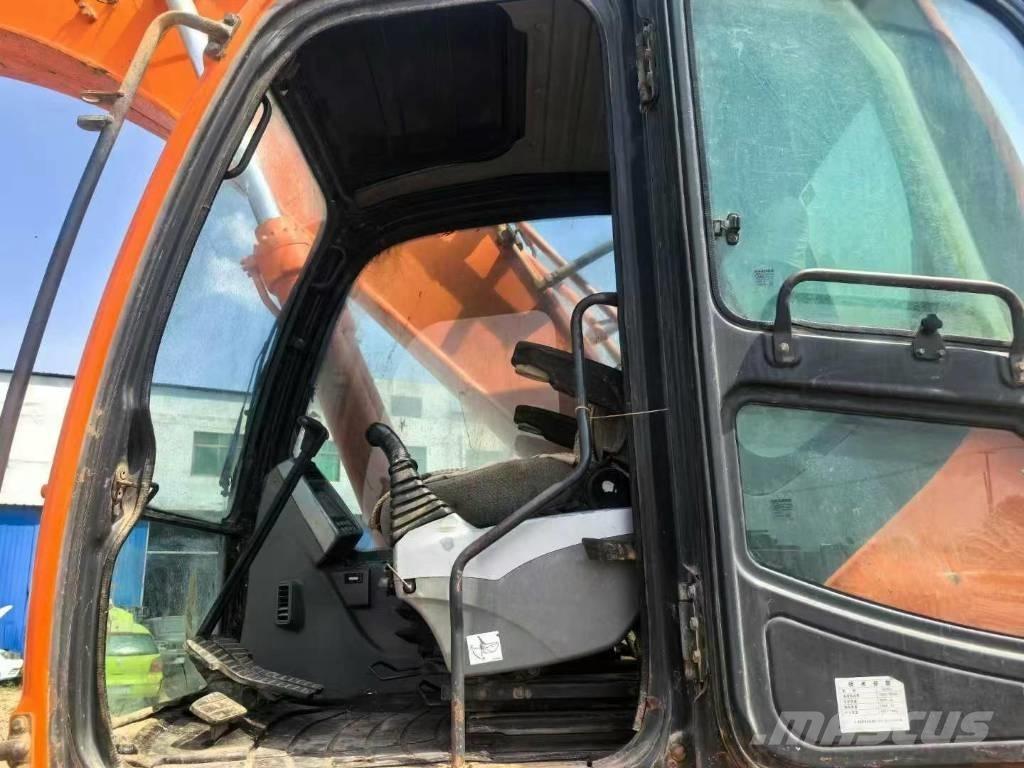 Doosan DX 260 Гусеничные экскаваторы