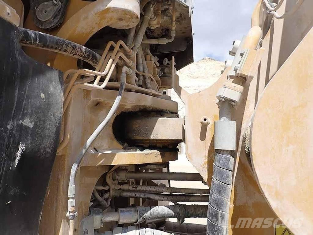 CAT 988K Фронтальные погрузчики
