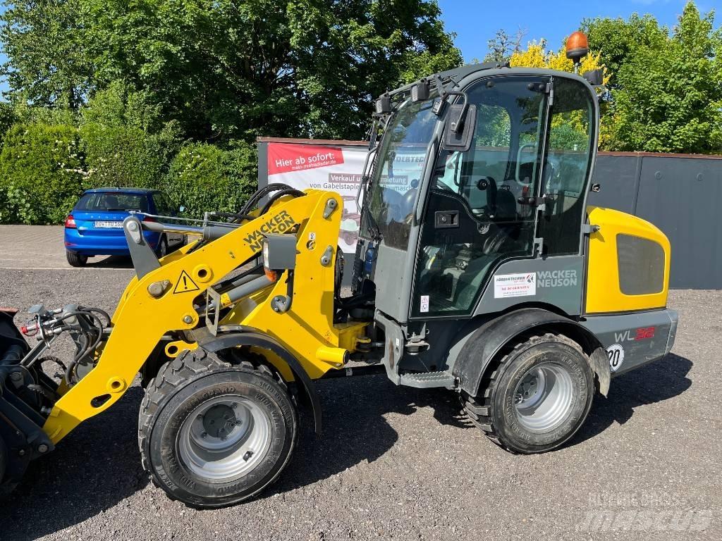 Wacker Neuson WL 32 Фронтальные погрузчики