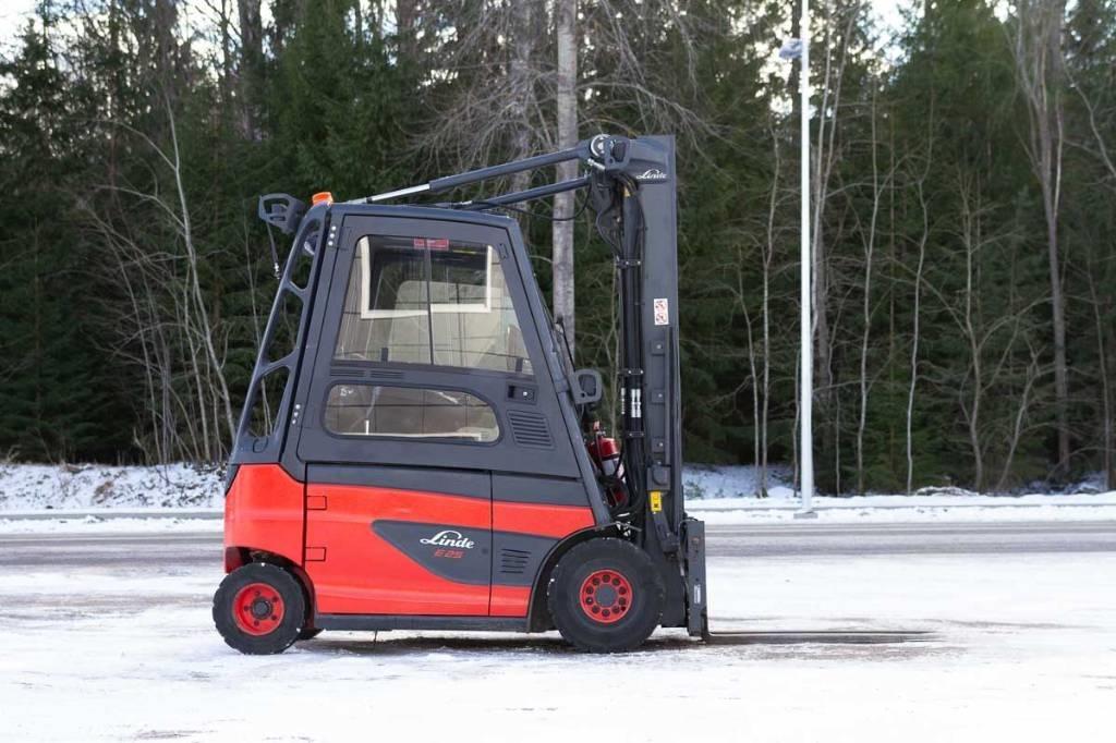 Linde E 25 Электропогрузчики