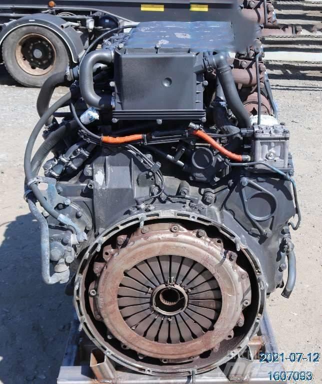 Scania P 230 LB Грузовики-Фургоны