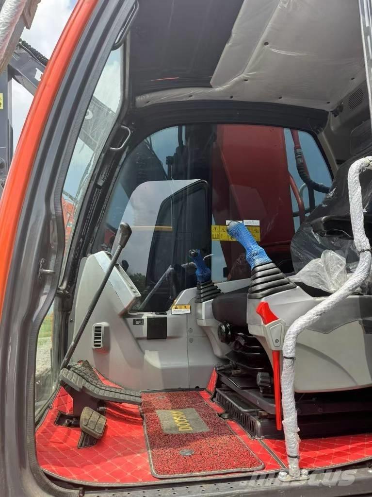 Doosan DX300-9C Гусеничные экскаваторы
