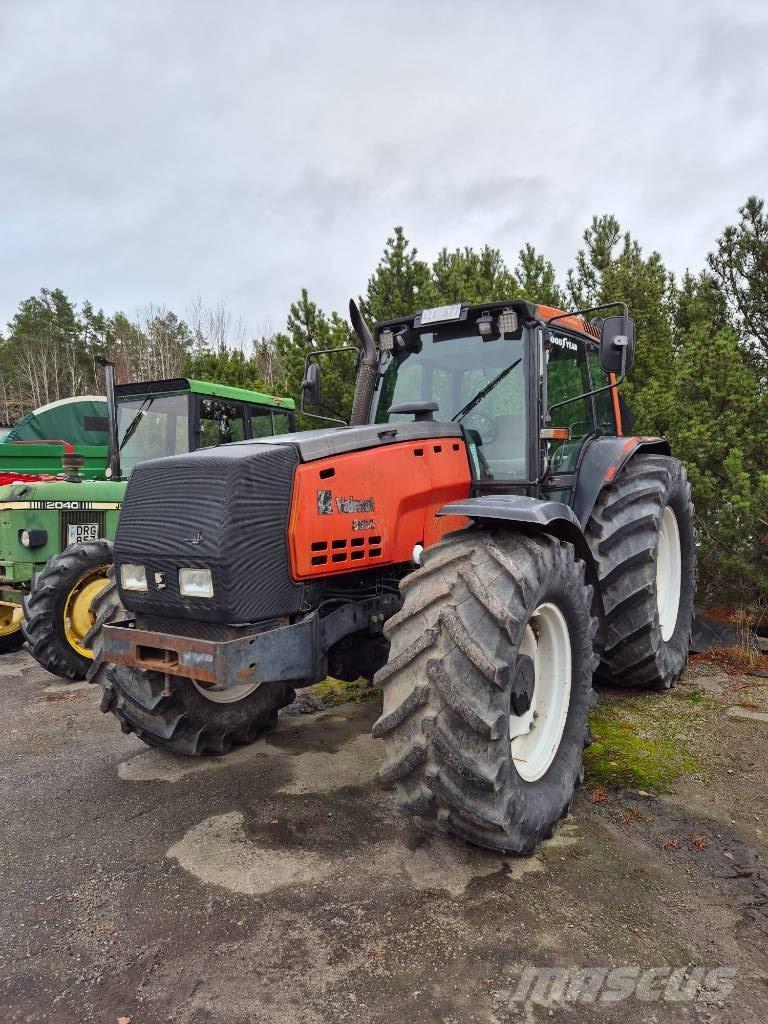 Valtra 8550 Трактора
