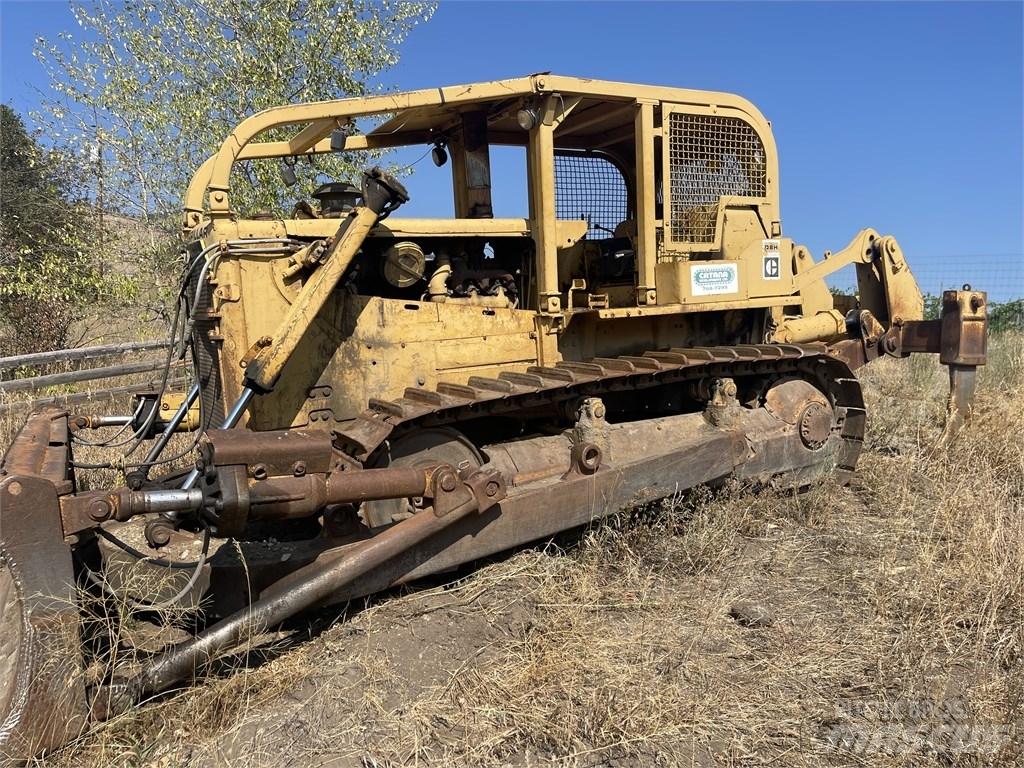 CAT D8H Гусеничные бульдозеры