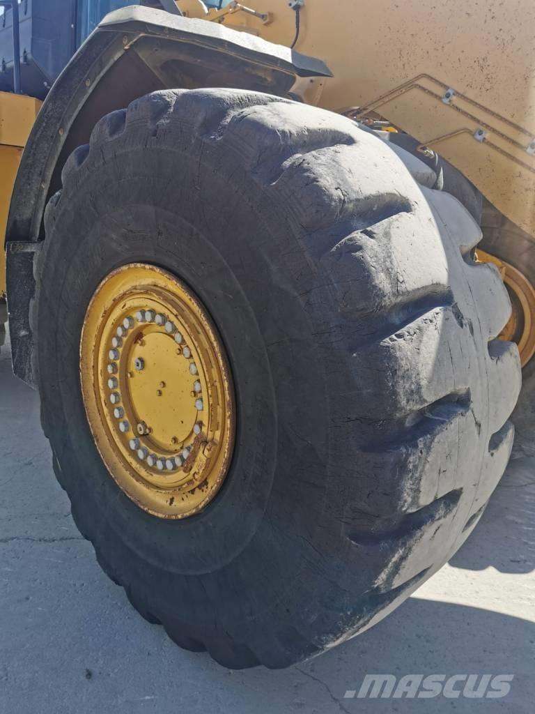 CAT 980M Фронтальные погрузчики