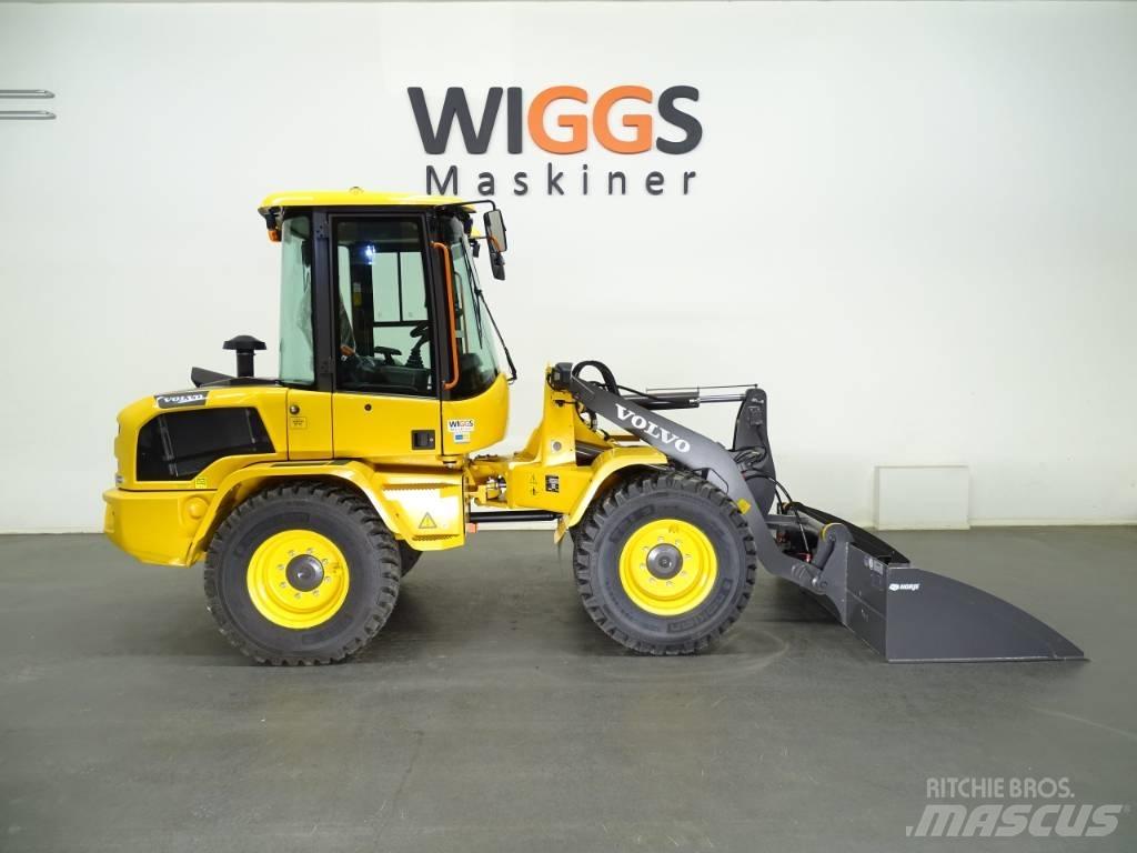 Volvo L30 HS Фронтальные погрузчики